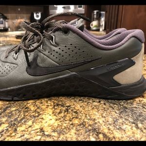 Got given as a gift, and aren’t my style.